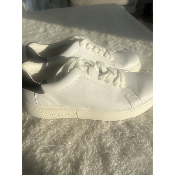 Kate Spade Lift Leather, Athletic Shoes, Arctic White, Black Size 7.5 Spades - Picture 4 of 16
